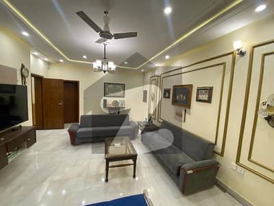 آئی ۔ 10 اسلام آباد میں 5 کمروں کا 6 مرلہ مکان 4.85 کروڑ میں برائے فروخت۔