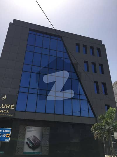 PHASE 6 OFFICE FOR RENT CORNER BUILDING