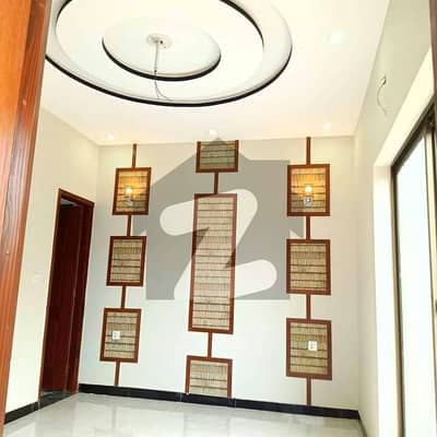 نیو لاهور سٹی لاہور میں 3 کمروں کا 5 مرلہ مکان 1.4 کروڑ میں برائے فروخت۔