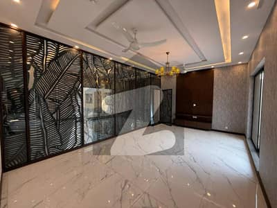 Luxury Modern 1 Kanal House For Sale in DHA Phase 7