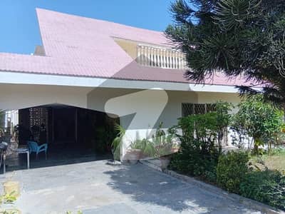 ڈی ایچ اے فیز 5 ڈی ایچ اے ڈیفینس,کراچی میں 5 کمروں کا 1 کنال مکان 11.0 کروڑ میں برائے فروخت۔