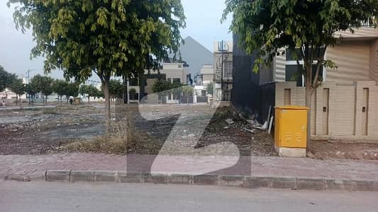 بحریہ انکلیو - سیکٹر سی 1 بحریہ انکلیو,بحریہ ٹاؤن,اسلام آباد میں 10 مرلہ رہائشی پلاٹ 1.95 کروڑ میں برائے فروخت۔