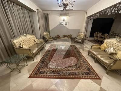 ایف ۔ 11 اسلام آباد میں 8 کمروں کا 1 کنال مکان 20.0 کروڑ میں برائے فروخت۔