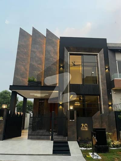 ڈی ایچ اے 9 ٹاؤن ڈیفنس (ڈی ایچ اے),لاہور میں 3 کمروں کا 5 مرلہ مکان 2.25 کروڑ میں برائے فروخت۔