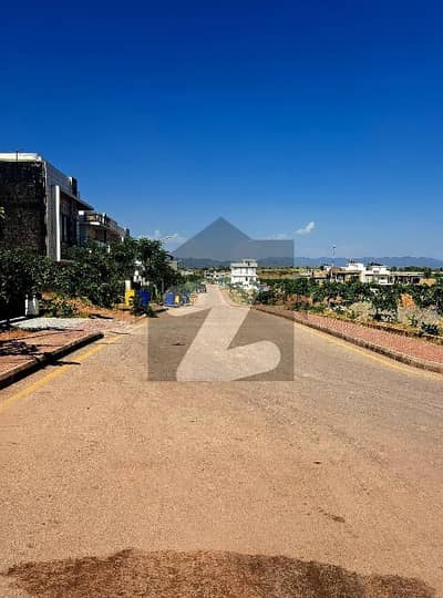 Bahria Enclave Islamabad Sector M 10 Marla Park face Category Highted Location Plot Available For Sale