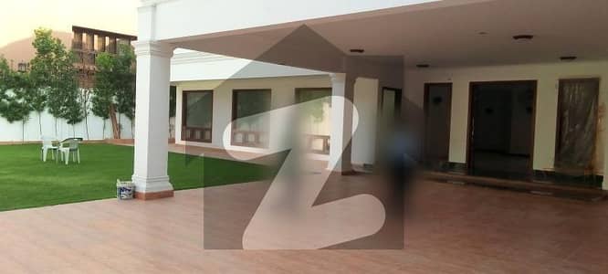 ELEGANT 2+4 BEDROOM BUNGALOW FOR SALE IN DHA KARACHI
