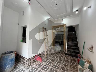 سبزہ زار سکیم لاہور میں 3 کمروں کا 3 مرلہ مکان 1.35 کروڑ میں برائے فروخت۔