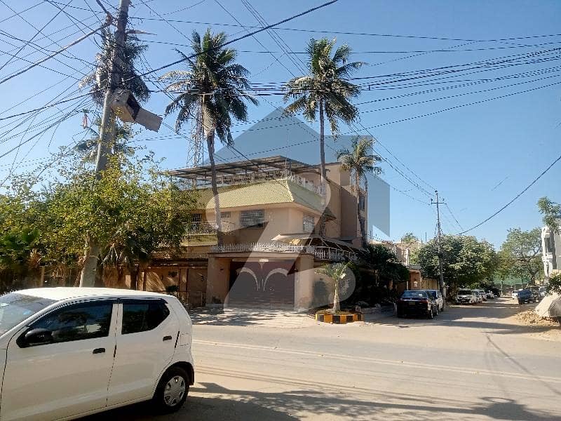 725 Square Yards House In PECHS Block 2 725 Square Yards House In PECHS Block 2