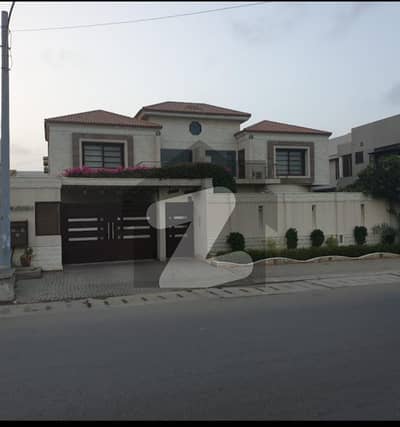 1000 Sq. Yards Well-Maintained House For Sale DHA Phase 8 (Khayaban-e-Iqbal), Karachi