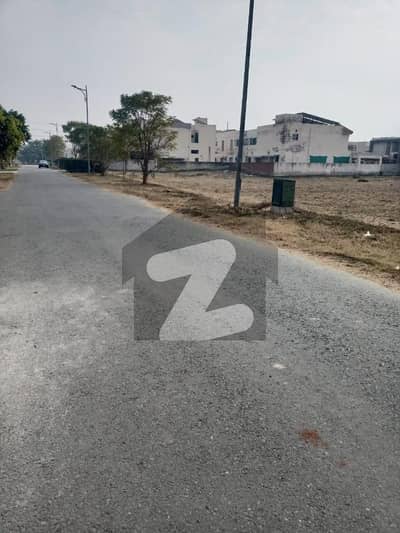 Phase 7 Block Q 1 Kanal Plot For Sale