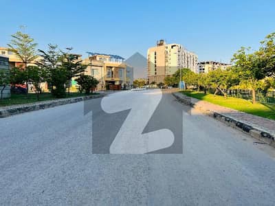 بحریہ ٹاؤن فیز 8 ۔ بلاک ایم بحریہ ٹاؤن فیز 8,بحریہ ٹاؤن راولپنڈی,راولپنڈی میں 5 مرلہ رہائشی پلاٹ 90.0 لاکھ میں برائے فروخت۔