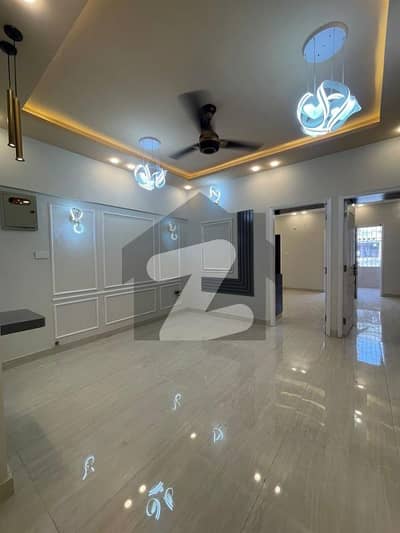 بخاری کمرشل ایریا ڈی ایچ اے فیز 6,ڈی ایچ اے ڈیفینس,کراچی میں 3 کمروں کا 8 مرلہ فلیٹ 4.35 کروڑ میں برائے فروخت۔