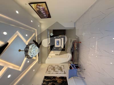 گلبرگ ریزیڈنشیا - بلاک سی گلبرگ ریزیڈنشیا,گلبرگ,اسلام آباد میں 4 کمروں کا 7 مرلہ مکان 4.5 کروڑ میں برائے فروخت۔