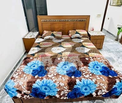 1600 Square Feet Flat for sale in Jinnah Avenue