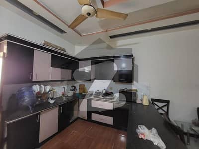 گلستانِِ جوہر ۔ بلاک 14 گلستانِ جوہر,کراچی میں 3 کمروں کا 8 مرلہ بالائی پورشن 1.6 کروڑ میں برائے فروخت۔