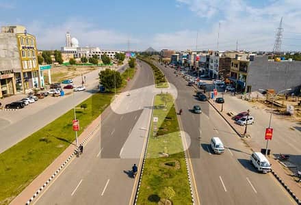 5 Marla Residential Facing Park Plot For Sale In Lake City Sector M-7 C4