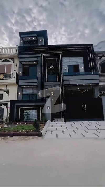 سٹی ہاؤسنگ سوسائٹی سیالکوٹ میں 4 کمروں کا 5 مرلہ مکان 1.95 کروڑ میں برائے فروخت۔