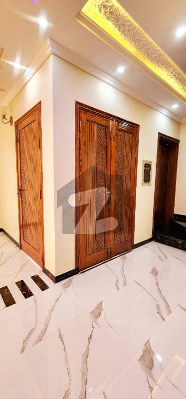 Trivon Associates Offers - 5 Marla Luxury Brand New House For Sale In Bahria Town Lahore - Ready To Move!