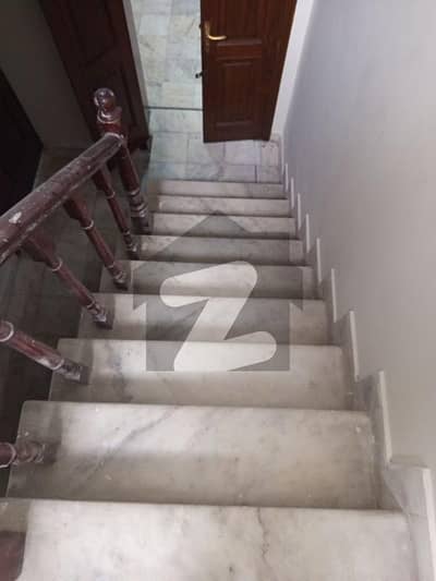 1 Kanal Upper Portion With Drawing Room Is Available For Rent In Dha Phase 4