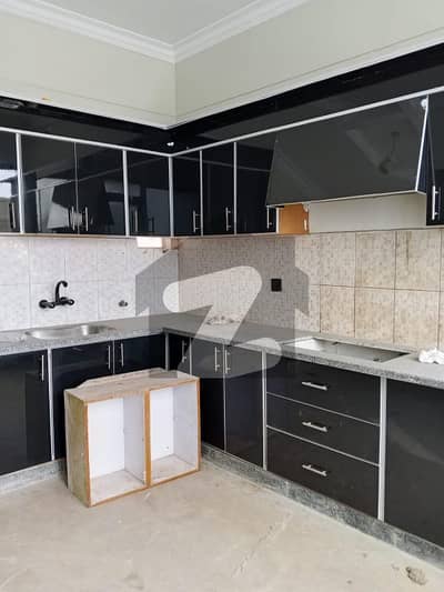 گلستانِِ جوہر ۔ بلاک 14 گلستانِ جوہر,کراچی میں 6 کمروں کا 16 مرلہ مکان 8.4 کروڑ میں برائے فروخت۔