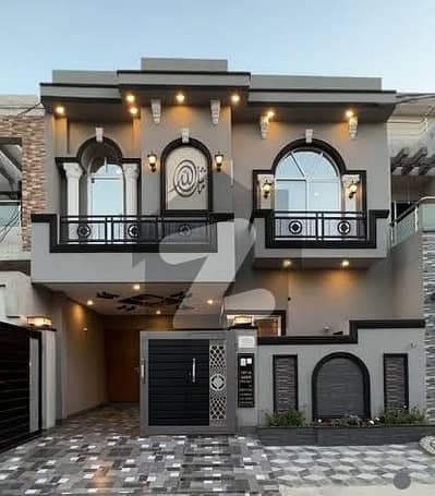 Trivon Associates Offers - 10 Marla Luxury Brand New House For Sale In Bahria Town Lahore - Ready To Move! Trivon Associates Offers - 10 Marla Luxury Brand New House For Sale In Bahria Town Lahore - Ready To Move!