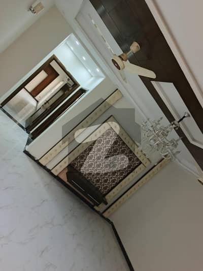 10 Marla Brand New House for Rent 5 Bed Double Unit E2 Block Johar