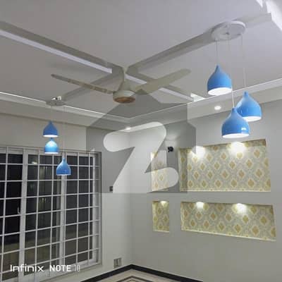 نیول اینکریج اسلام آباد میں 3 کمروں کا 1 کنال بالائی پورشن 90.0 ہزار میں کرایہ پر دستیاب ہے۔