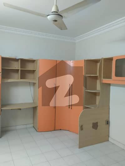 House Of 250 Square Yards Available In Clifton - Block 5