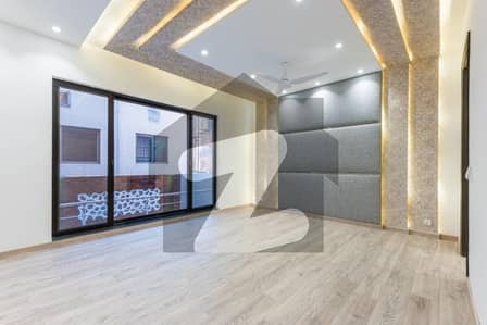 ڈی ایچ اے فیز 7 ڈیفنس (ڈی ایچ اے),لاہور میں 3 کمروں کا 1 کنال بالائی پورشن 1.2 لاکھ میں کرایہ پر دستیاب ہے۔