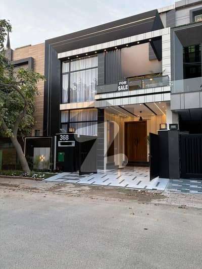 5 Maral Brand New Ultra modern design House for sale in jinnah block