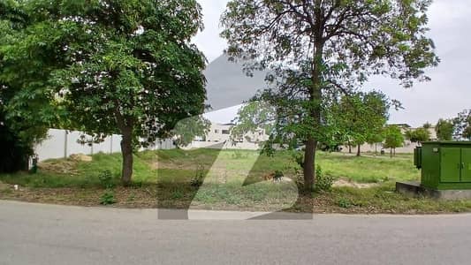 2 kanal corner Possession Plot Block E direct approachs excellent location DHA Phase 6