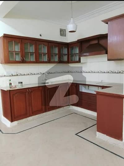 کلفٹن ۔ بلاک 2 کلفٹن,کراچی میں 3 کمروں کا 10 مرلہ فلیٹ 3.0 لاکھ میں کرایہ پر دستیاب ہے۔ کلفٹن ۔ بلاک 2 کلفٹن,کراچی میں 3 کمروں کا 10 مرلہ فلیٹ 3.0 لاکھ میں کرایہ پر دستیاب ہے۔