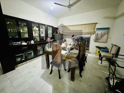 پنجاب کوآپریٹو ہاؤسنگ سوسائٹی لاہور میں 4 کمروں کا 1 کنال مکان 6.1 کروڑ میں برائے فروخت۔