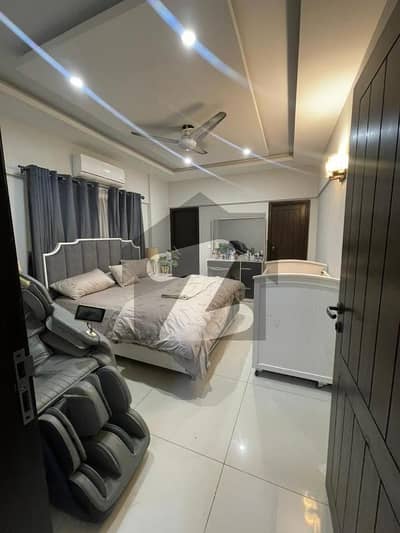 اتحاد کمرشل ایریا ڈی ایچ اے فیز 6,ڈی ایچ اے ڈیفینس,کراچی میں 3 کمروں کا 7 مرلہ فلیٹ 3.3 کروڑ میں برائے فروخت۔