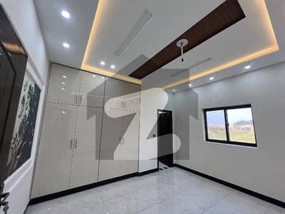 ایل ڈی اے ایوینیو لاہور میں 6 کمروں کا 1 کنال مکان 4.95 کروڑ میں برائے فروخت۔