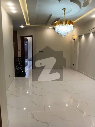 10 Marla Ground Portion Available For Rent