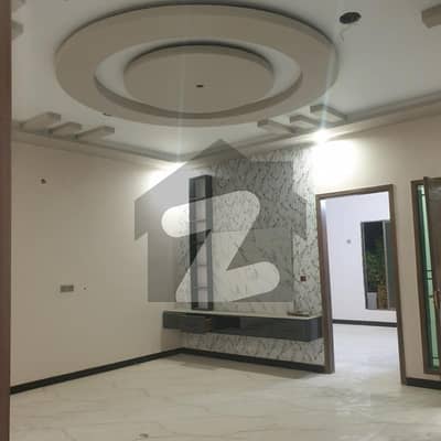 گلستانِِ جوہر ۔ بلاک 13 گلستانِ جوہر,کراچی میں 7 کمروں کا 10 مرلہ مکان 7.5 کروڑ میں برائے فروخت۔