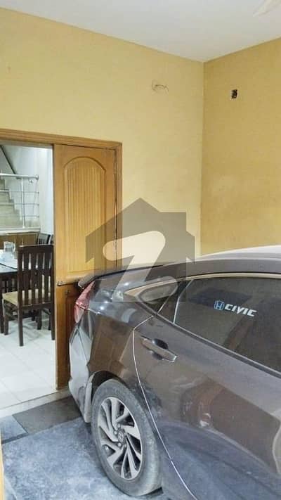 Double Storey House Vip Location 2 Garage Big car pourch