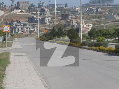زرج سکیم ۔ سیکٹر اے ایکسٹینشن زراج ہاؤسنگ سکیم,اسلام آباد میں 1 کنال رہائشی پلاٹ 4.0 کروڑ میں برائے فروخت۔