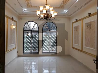 10 Marla Like Brand New Full House For Rent In Iqbal Block Bahria Town Lahore