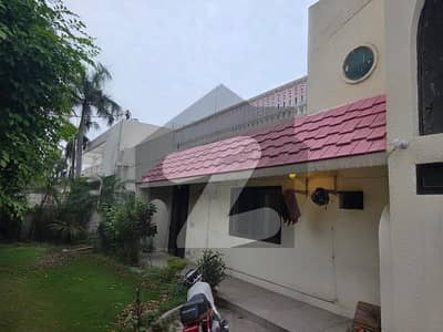 2 Kanal 7 Marla House Is Available On Rent In Ahmad Block New Garden Town