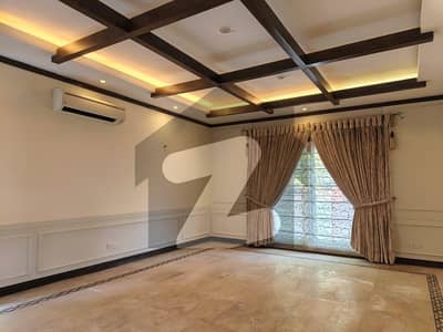 ای ۔ 11 اسلام آباد میں 4 کمروں کا 1 کنال مکان 4.8 لاکھ میں کرایہ پر دستیاب ہے۔