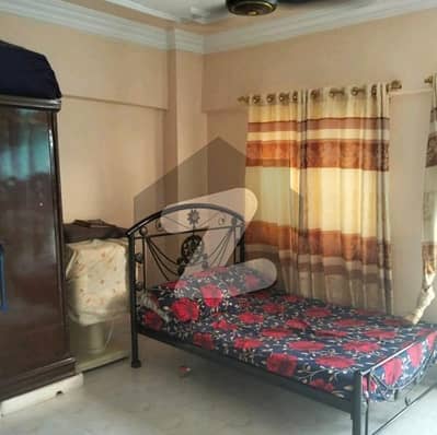 Flat In Gulshan-E-Iqbal - Block 4 Sized 850 Square Feet Is Available