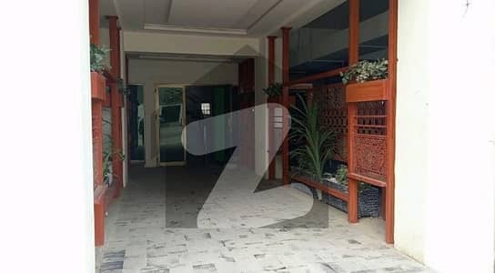 عسکری 10 - سیکٹر ایس عسکری 10,عسکری,لاہور میں 4 کمروں کا 13 مرلہ فلیٹ 1.4 لاکھ میں کرایہ پر دستیاب ہے۔ عسکری 10 - سیکٹر ایس عسکری 10,عسکری,لاہور میں 4 کمروں کا 13 مرلہ فلیٹ 1.4 لاکھ میں کرایہ پر دستیاب ہے۔