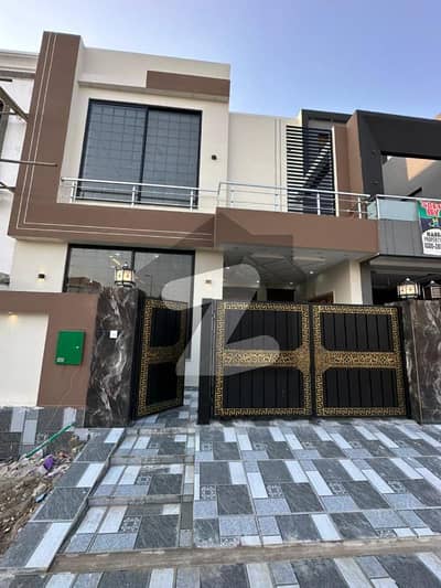 بحریہ نشیمن ۔ آئرس بحریہ نشیمن,لاہور میں 3 کمروں کا 5 مرلہ مکان 1.69 کروڑ میں برائے فروخت۔