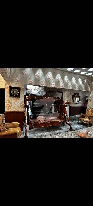 1000 yd bunglow phase 6 low price