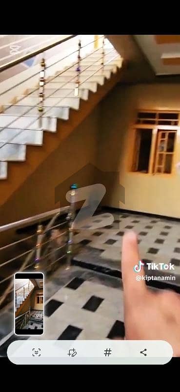 کینال روڈ پشاور میں 7 کمروں کا 5 مرلہ مکان 1.6 کروڑ میں برائے فروخت۔ کینال روڈ پشاور میں 7 کمروں کا 5 مرلہ مکان 1.6 کروڑ میں برائے فروخت۔