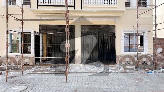 لالہ زار گارڈن لاہور میں 4 کمروں کا 3 مرلہ مکان 1.7 کروڑ میں برائے فروخت۔