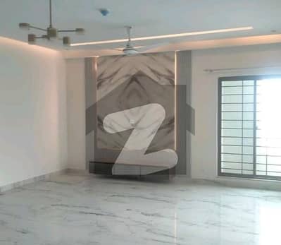 Flat For sale In Rs. 38500000