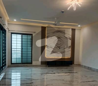 13 Marla Flat In Askari 12